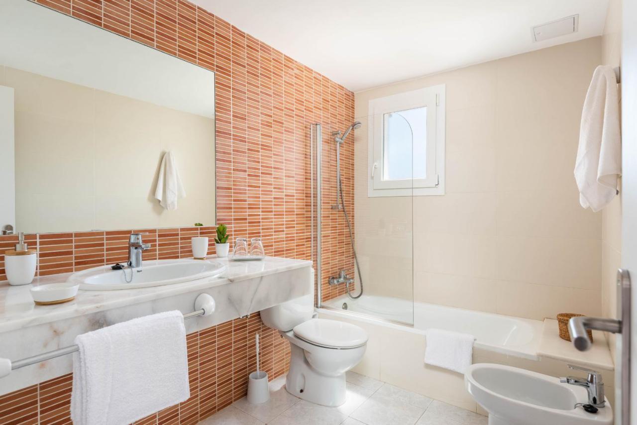 Rimar 6, 2 Bedroom Apartment, Cap D'Artrutx 卡兰博希 外观 照片